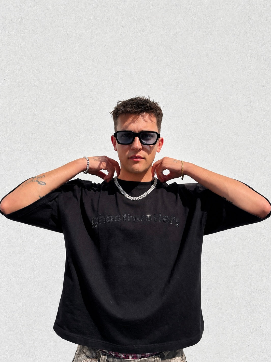 GHOSTHUSTLERS BLACK TEE - CROP EDITION