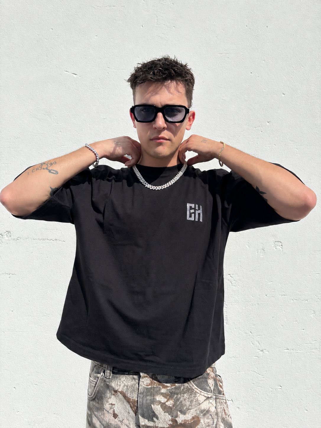 SYMBIOTE TEE - CROP EDITION